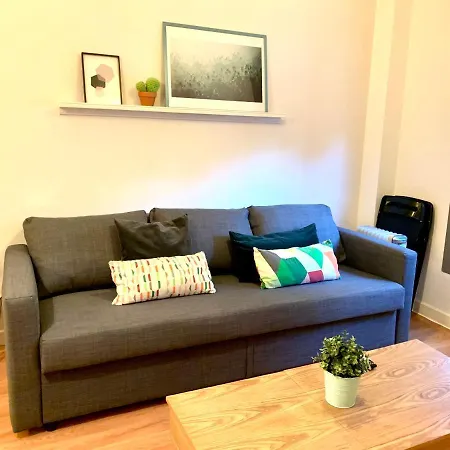 Homely Plaza Montano Apartment