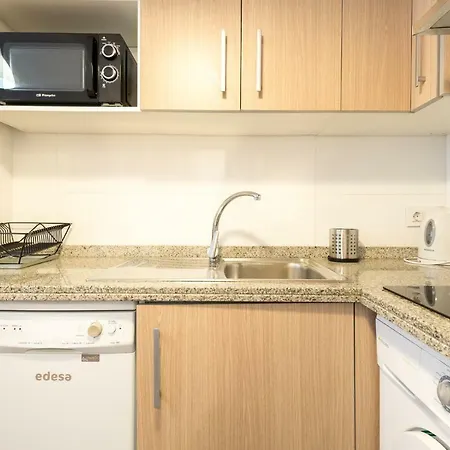 Homely Plaza Montano Apartment *