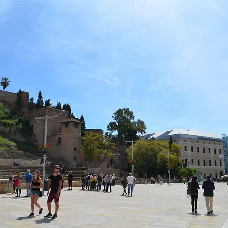 Homely Plaza Montano * Malaga