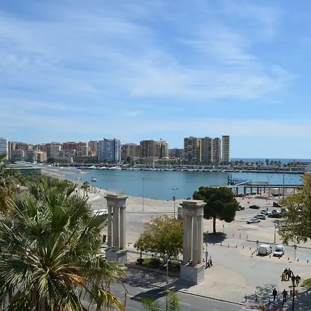 Homely Plaza Montano Malaga